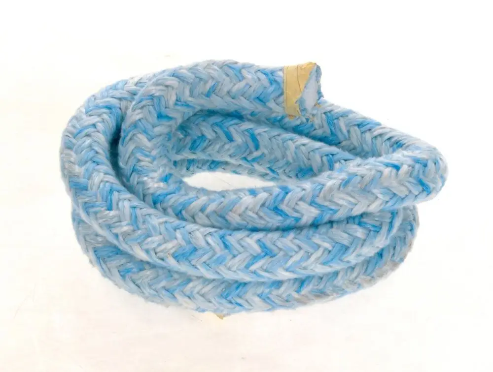 Blau-weiß gemusterte Dichtschnur, aufgerollt, aus robustem Material. Erhältlich von Bosch, geeignet für verschiedene Dichtungsanwendungen.